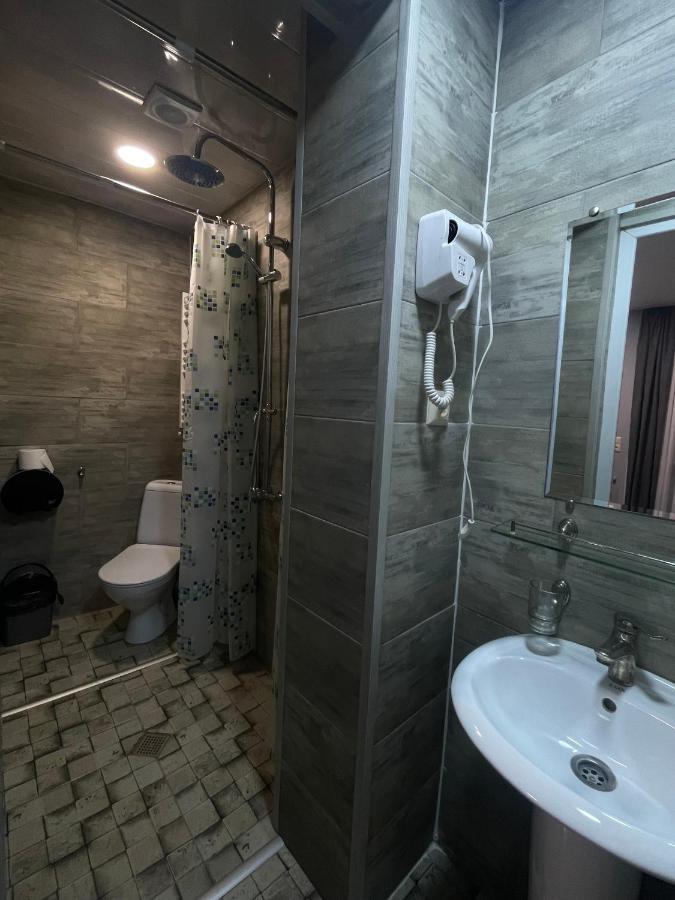 Tbilicity Hotel Тбилиси Екстериор снимка