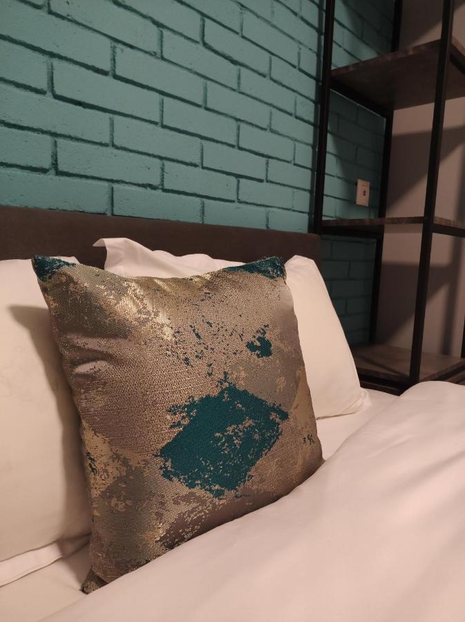 Tbilicity Hotel Тбилиси Екстериор снимка